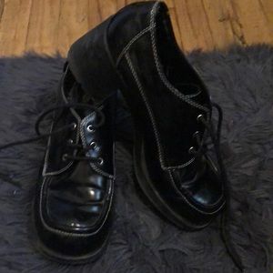 Vintage LEI Platforms